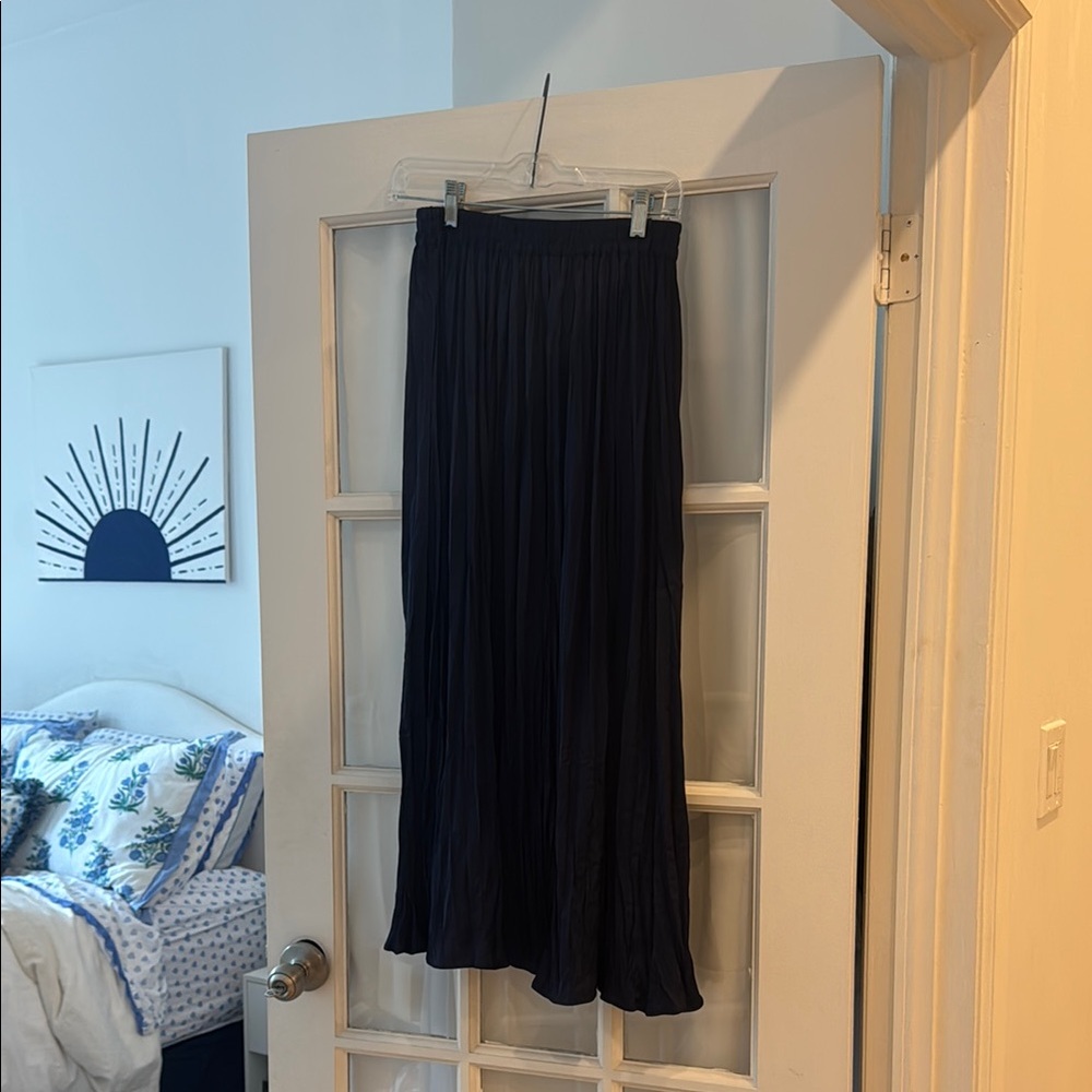 Elegant Navy Pleated Skirt